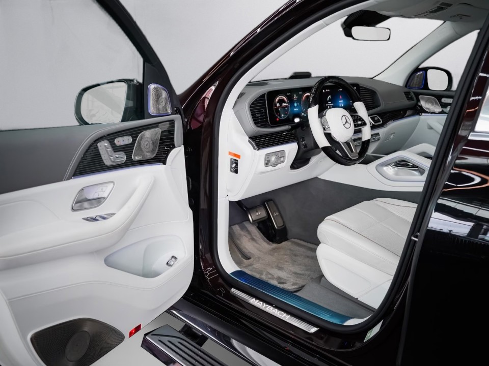 Mercedes-Benz GLS Maybach 600 - foto 6