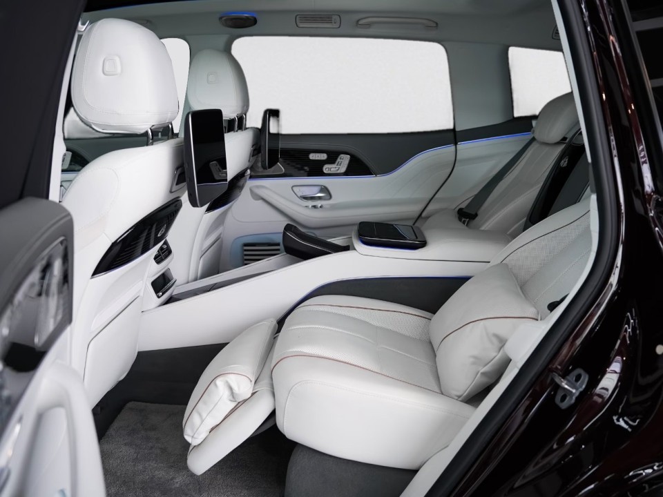 Mercedes-Benz GLS Maybach 600 - foto 21
