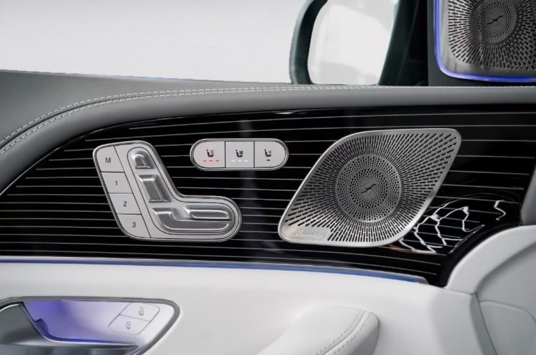 Mercedes-Benz GLS Maybach 600 - foto 23
