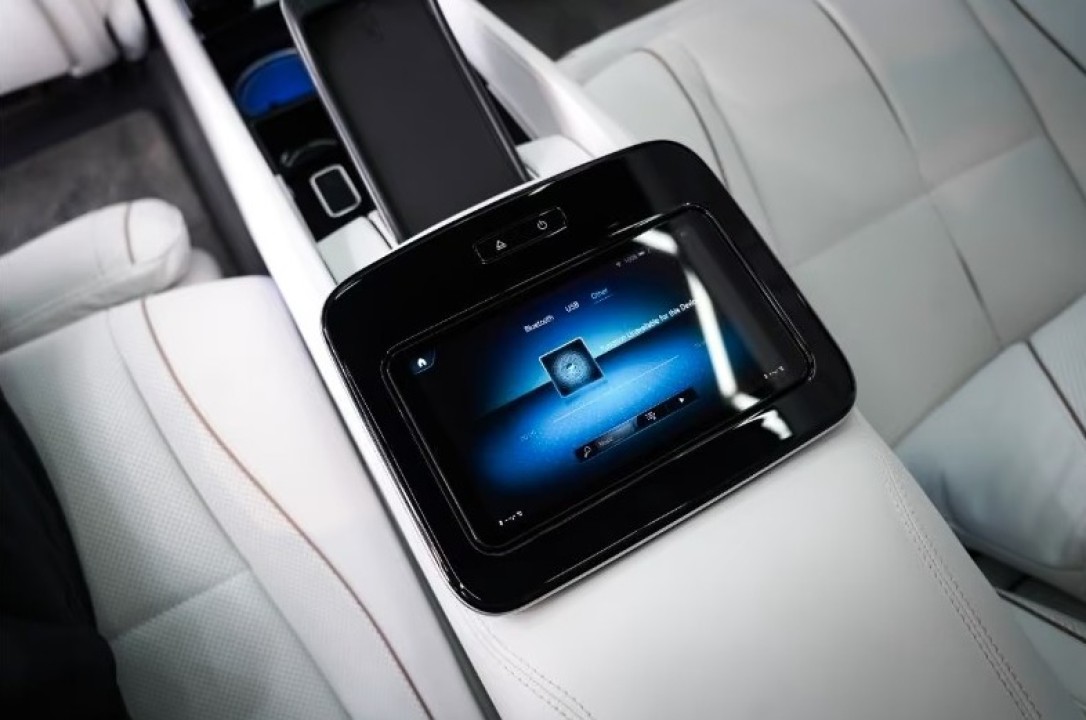 Mercedes-Benz GLS Maybach 600 - foto 15