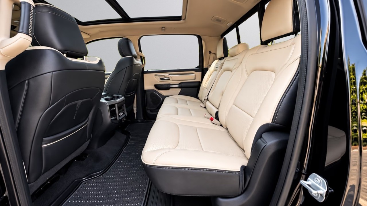 Dodge RAM 1500 Limited - foto 16