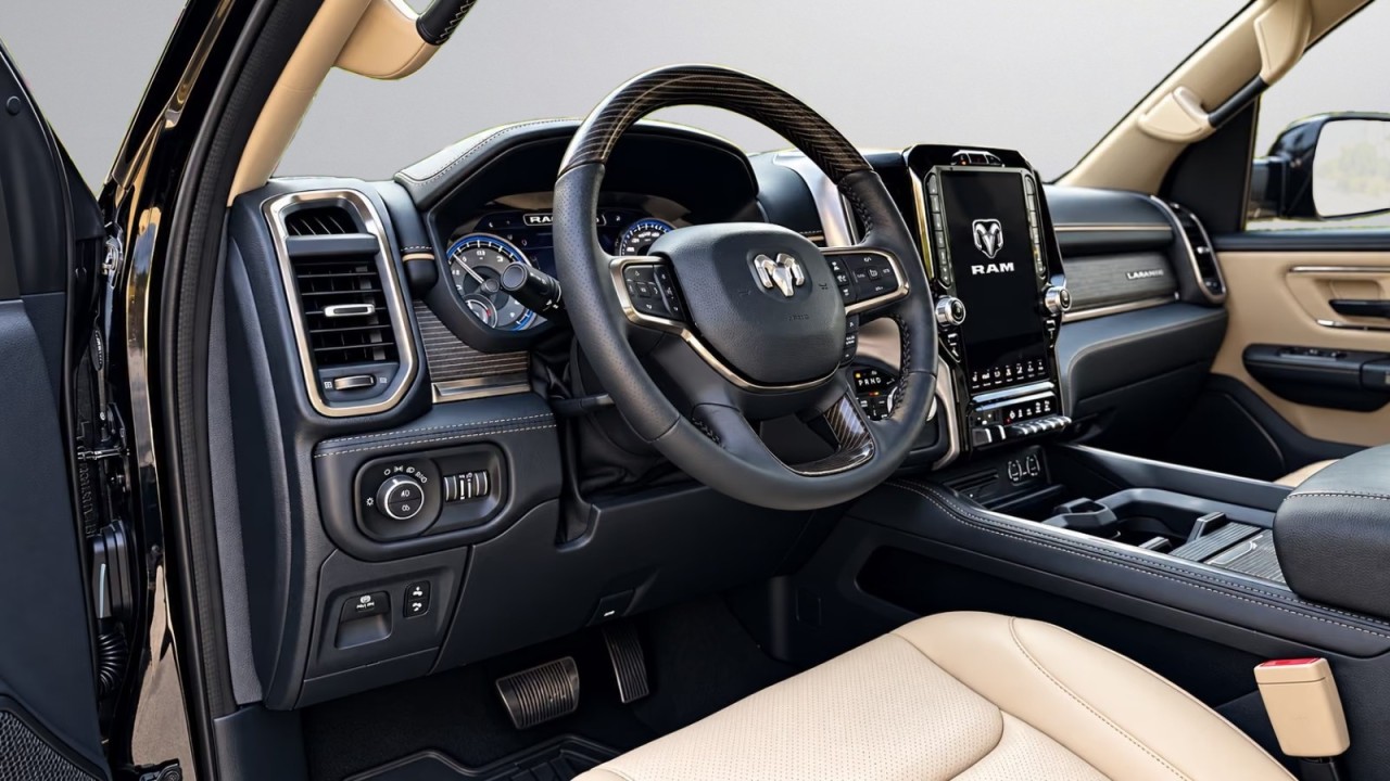 Dodge RAM 1500 Limited - foto 22