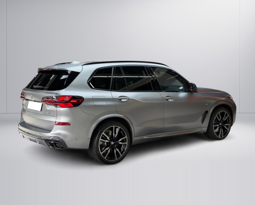 BMW X5 xDrive50e M-Sport (2)