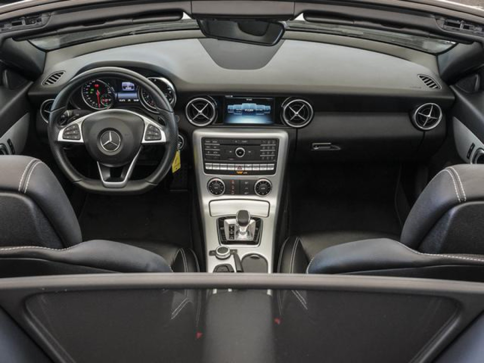 Mercedes-Benz SLC 180 9G-TRONIC - foto 7