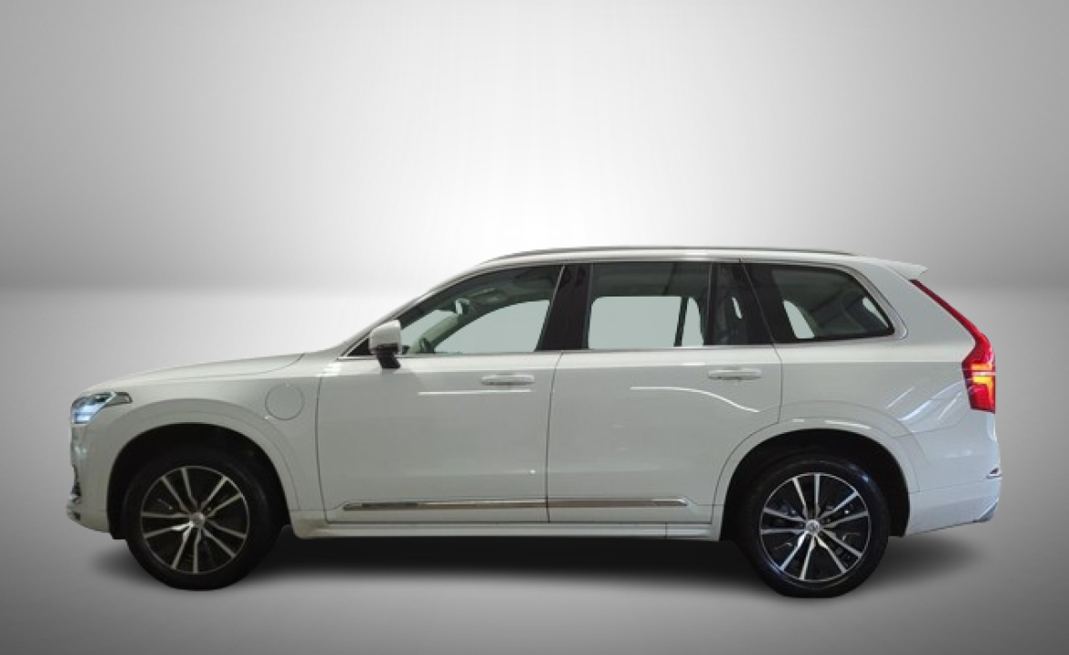 Volvo XC 90 T8 Recharge Inscription Expression (4)