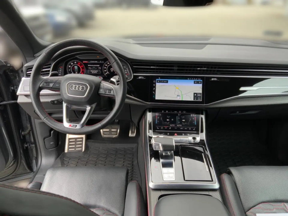 Audi RS Q8 - foto 12