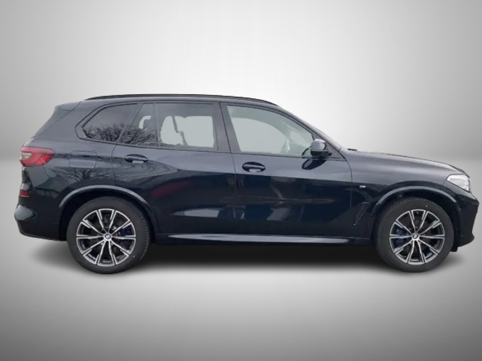 BMW X5 xDrive45e M Sport (2)