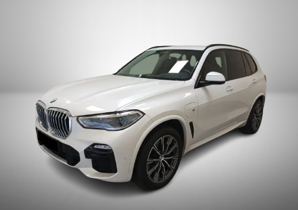 BMW X5 xDrive45e M-Sport (3)