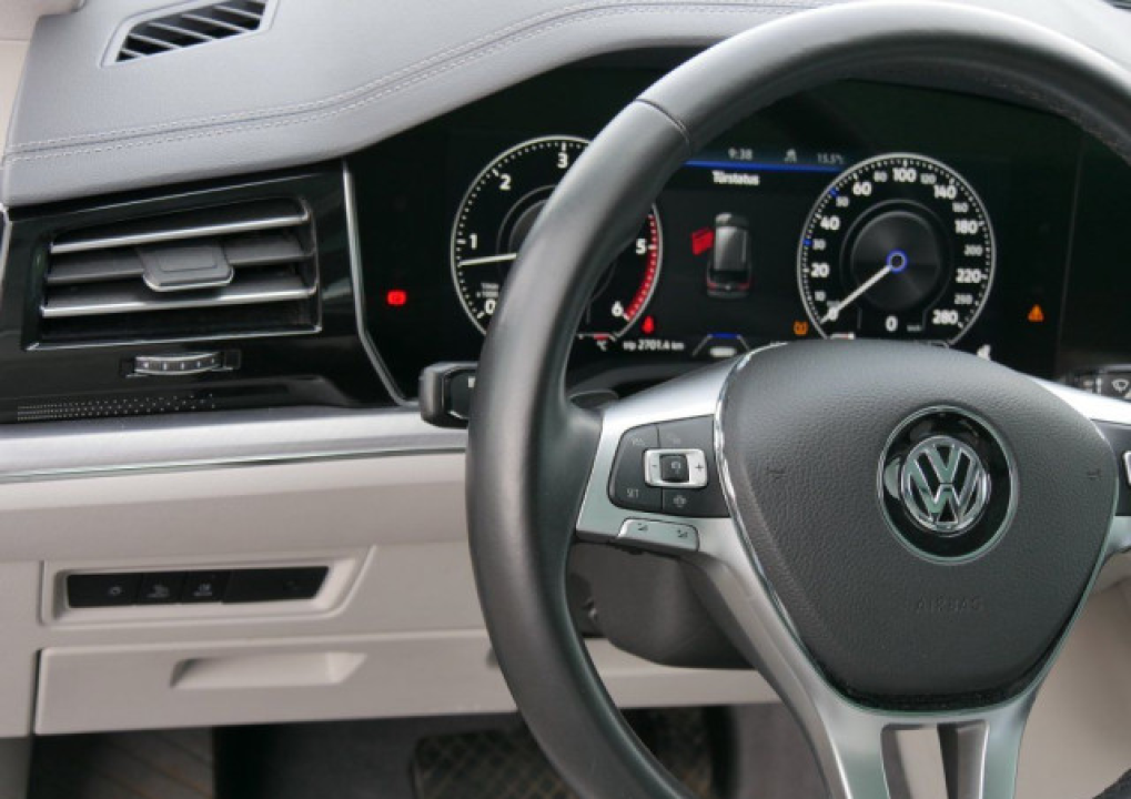 Volkswagen Touareg V6 TDI - foto 6