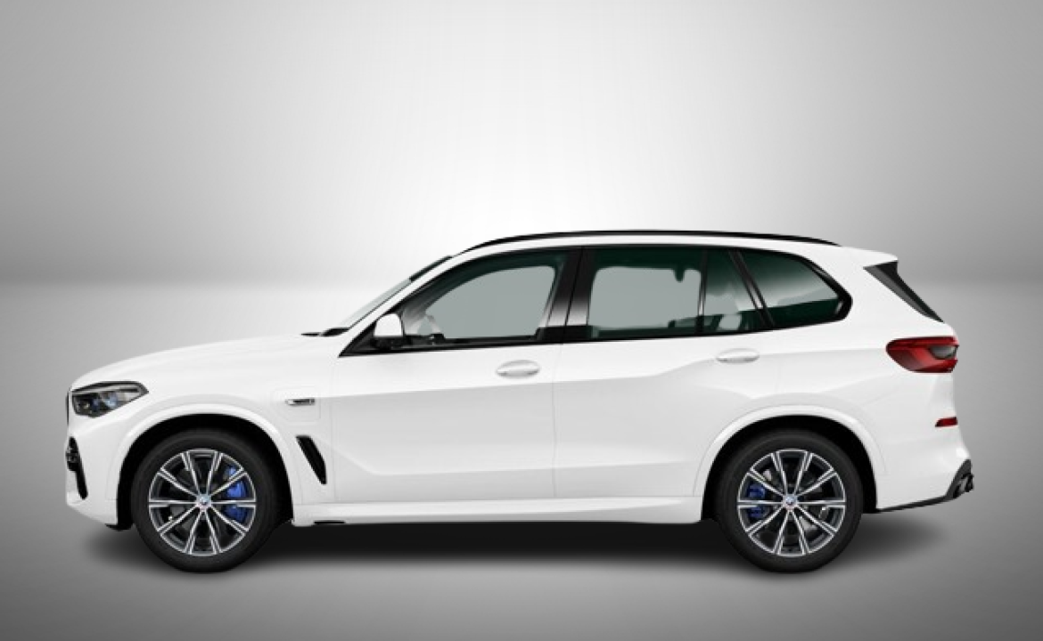 BMW X5 xDrive45e M-Sport (2)