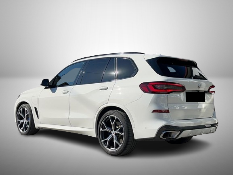 BMW X5 xDrive 45e M Sport (5)