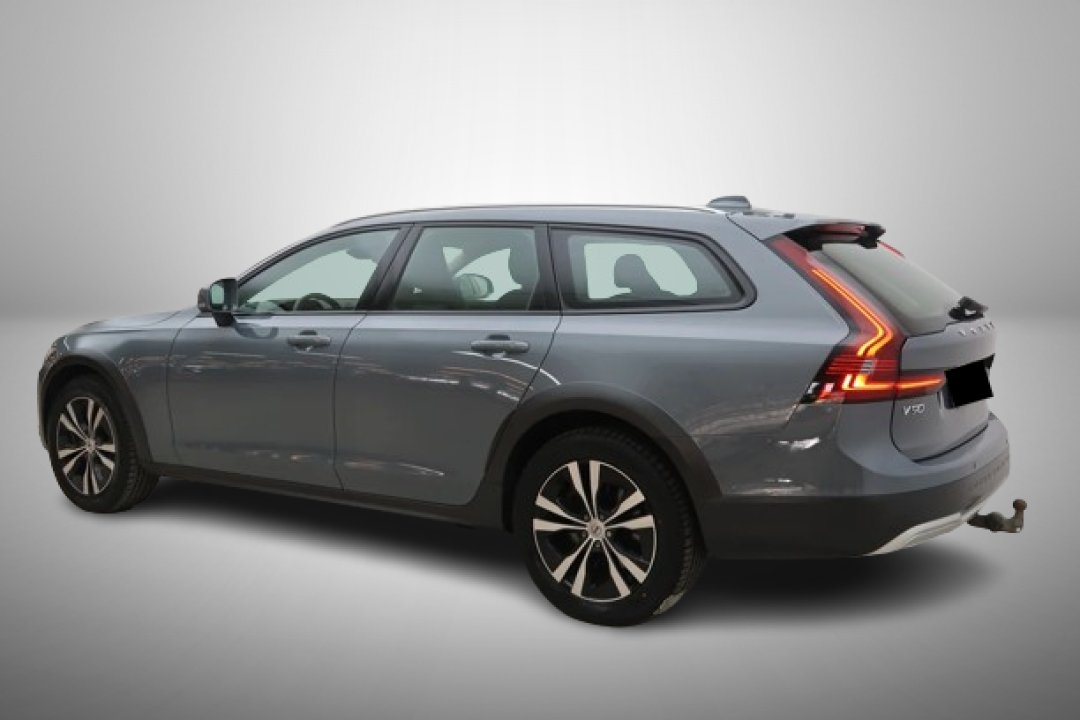 Volvo V90 CC Cross Country B4 AWD (3)