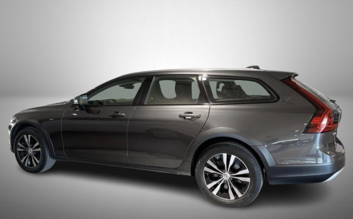 Volvo V90 Cross Country B4 AWD Geartronic (3)