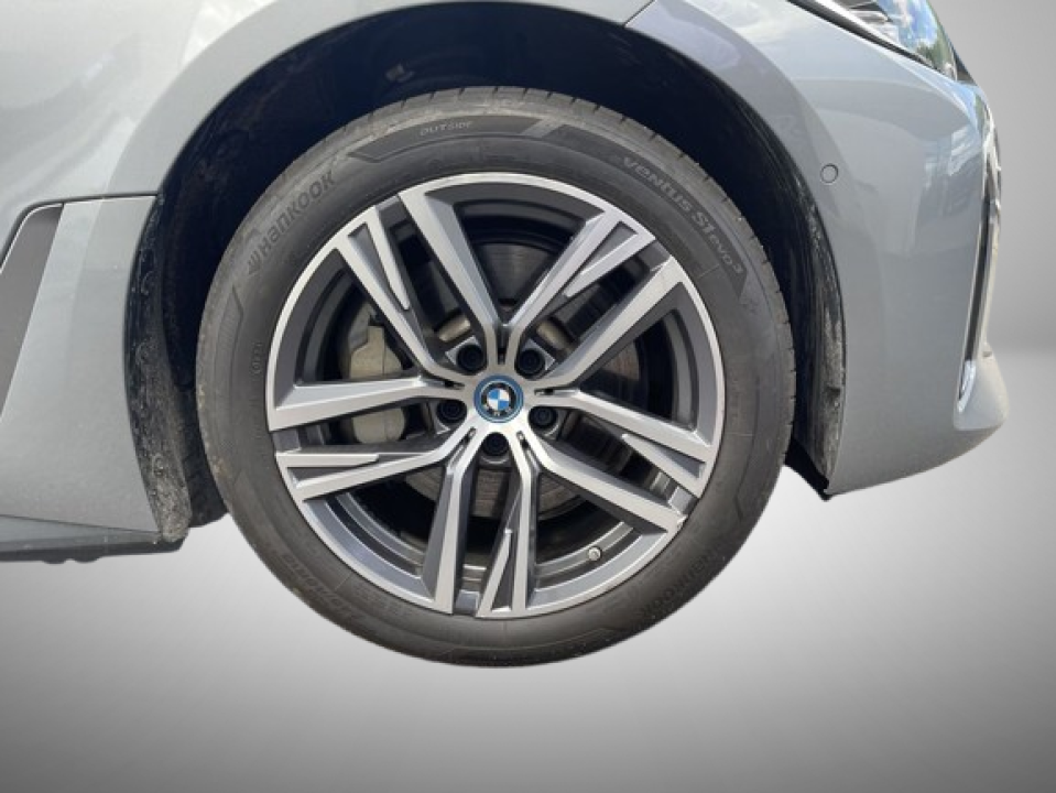 BMW i4 eDrive35 - foto 14