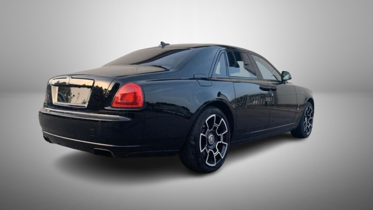 Rolls-Royce Ghost Black Badge (2)