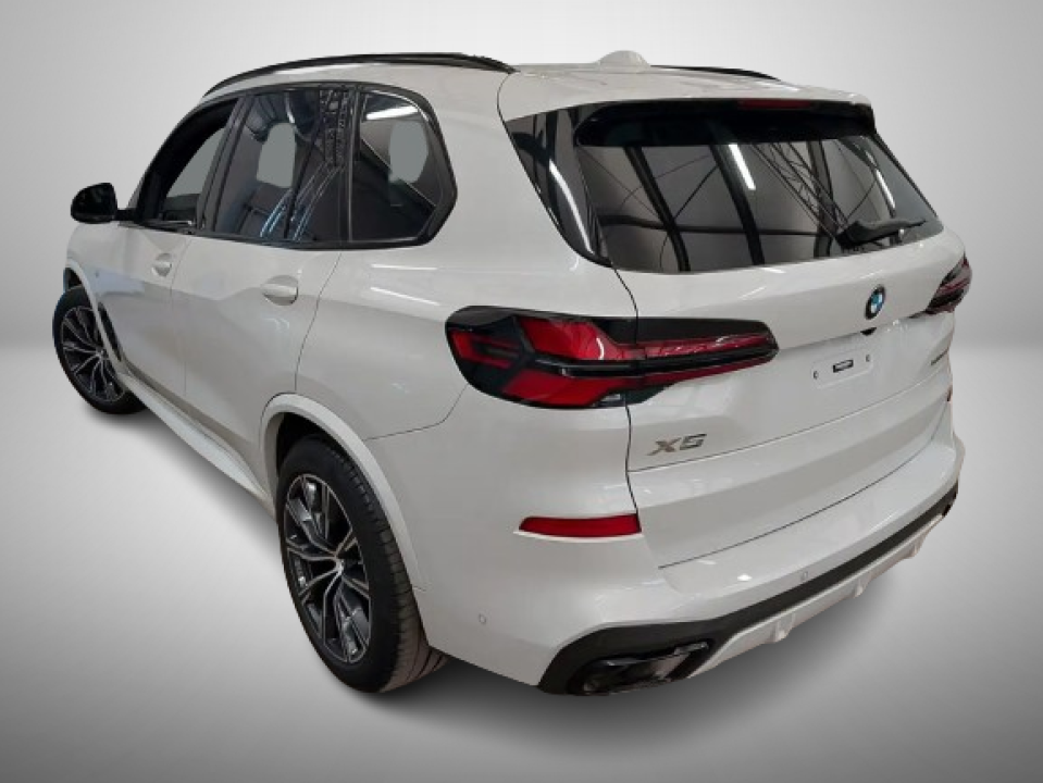 BMW X5 xDrive30d M-Sport (2)