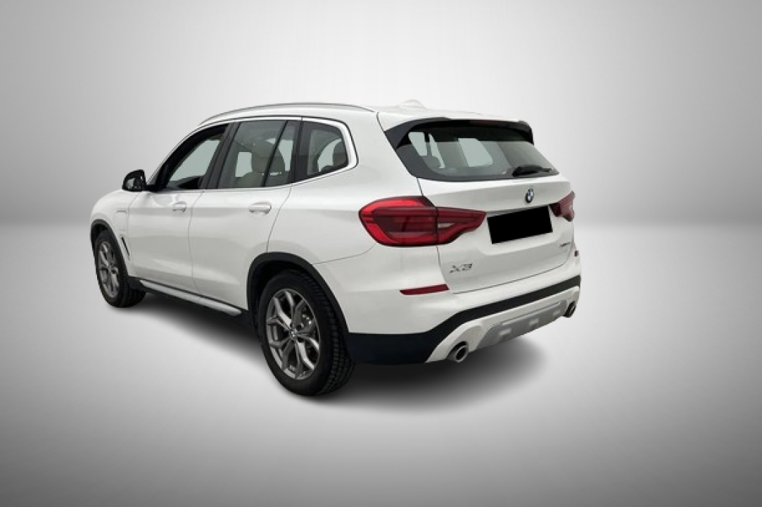 BMW X3 xDrive30e Steptronic (5)