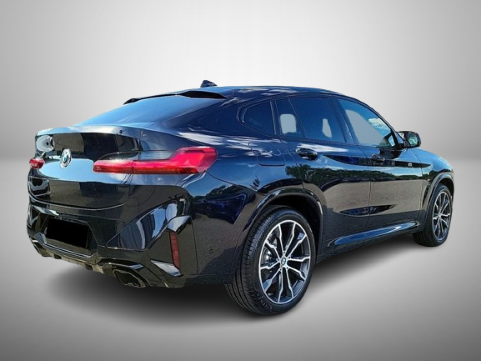 BMW X4 M40i (2)