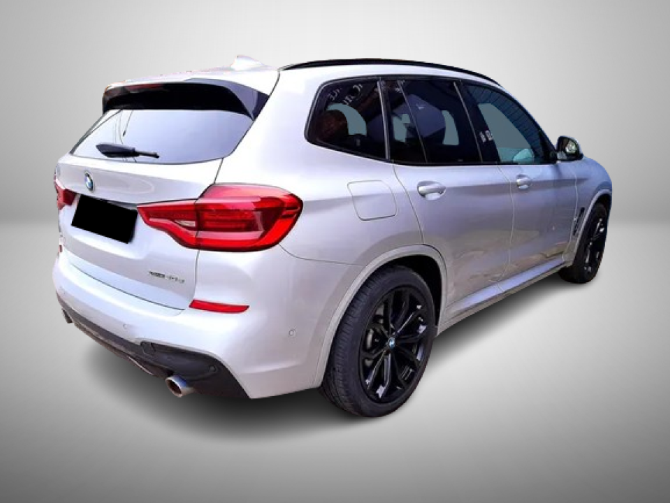 BMW X3 xDrive 30e (2)