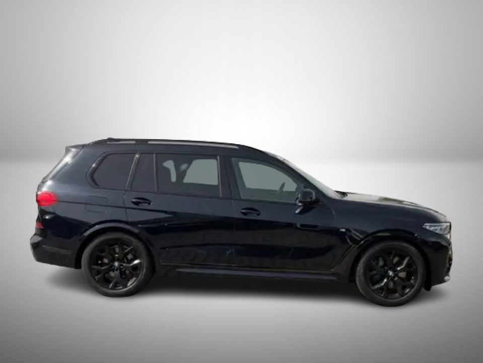 BMW X7 xDrive40d (2)