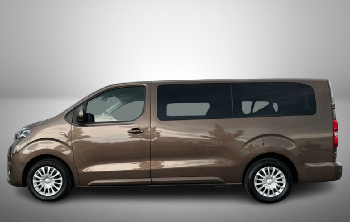 Toyota Proace Verso Shuttle 1.5l L2 9 locuri - foto 6