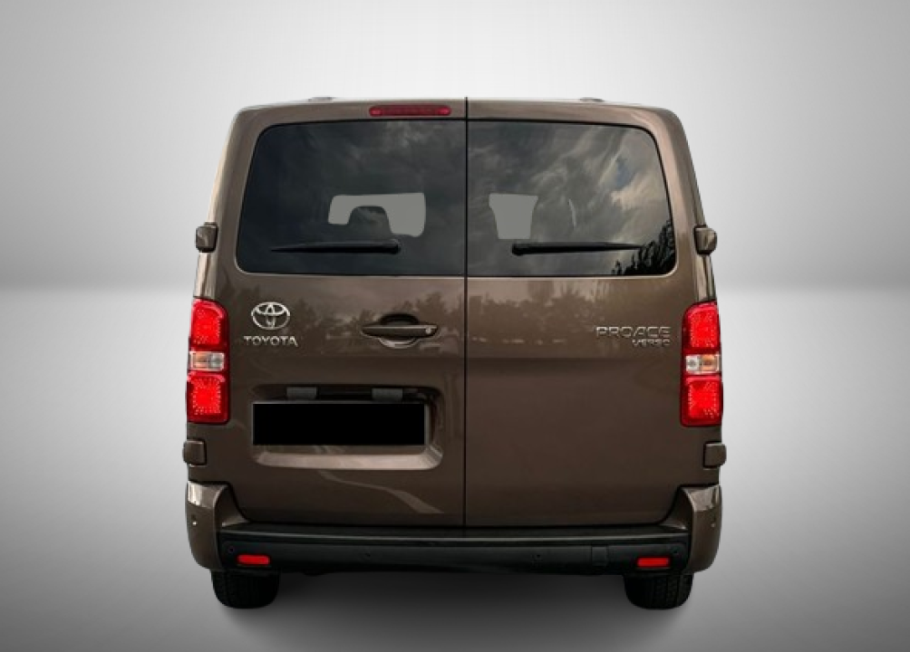 Toyota Proace Verso Shuttle 1.5l L2 9 locuri (4)