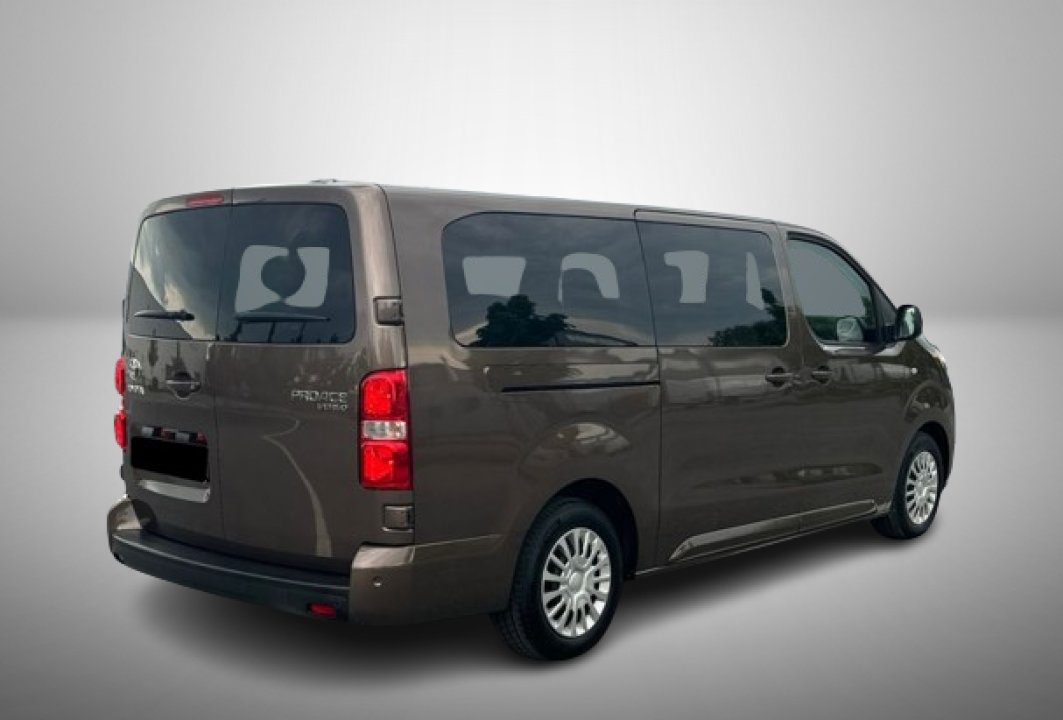 Toyota Proace Verso Shuttle 1.5l L2 9 locuri (3)