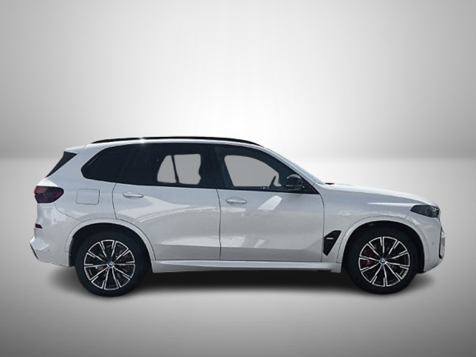 BMW X5 M60I XDRIVE (2)