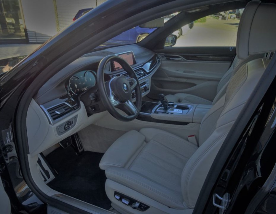 BMW Seria 7 M-SPORTPAKET JET BLACK ACC SHD VOLL SOFTCL - foto 6