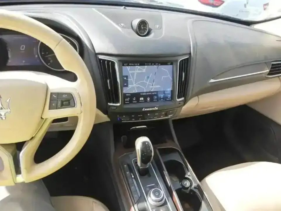 Maserati Levante Q4 3.0 V6 (4)