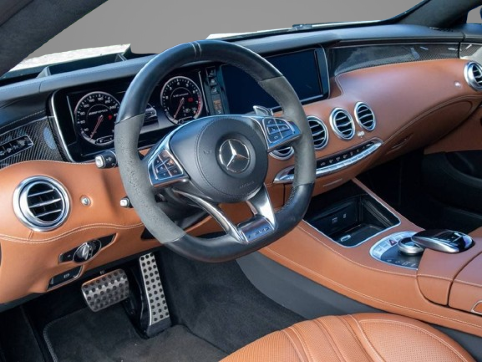 Mercedes-Benz S 63 AMG 4Matic Coupe - foto 6