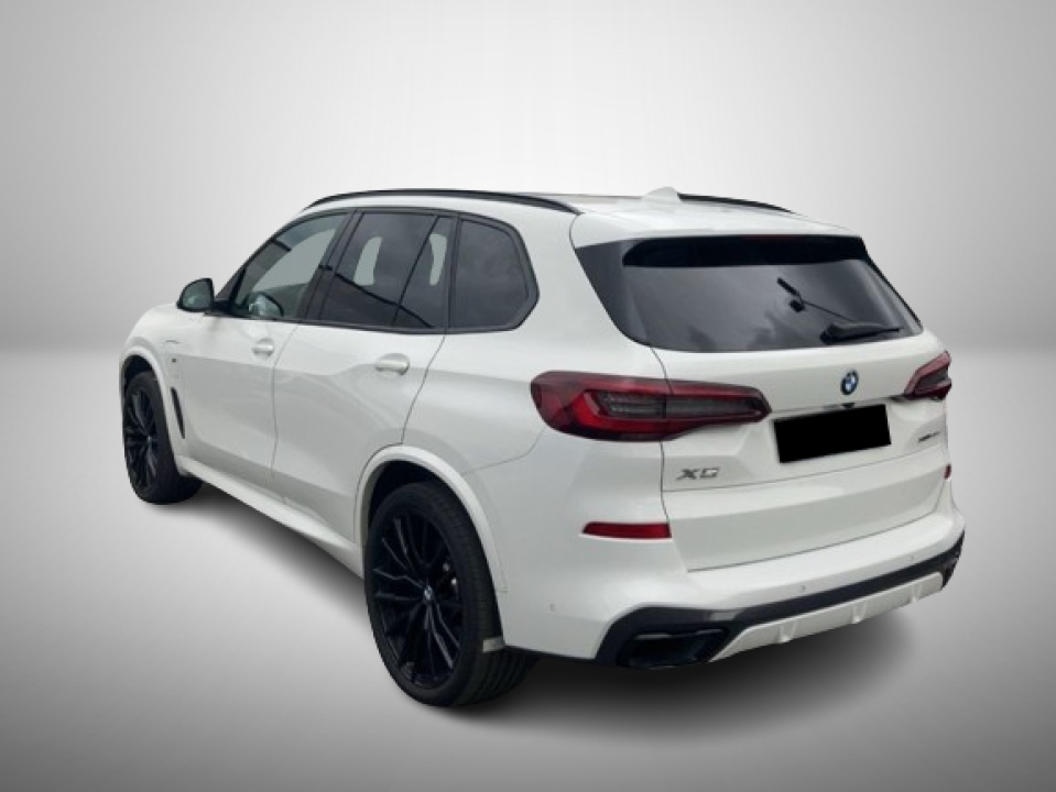 BMW X5 xDrive 45e M-Sport (3)