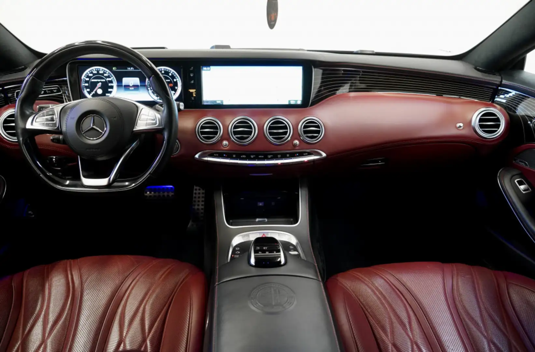 Mercedes-Benz S Coupe 63 AMG 4MATIC - foto 10