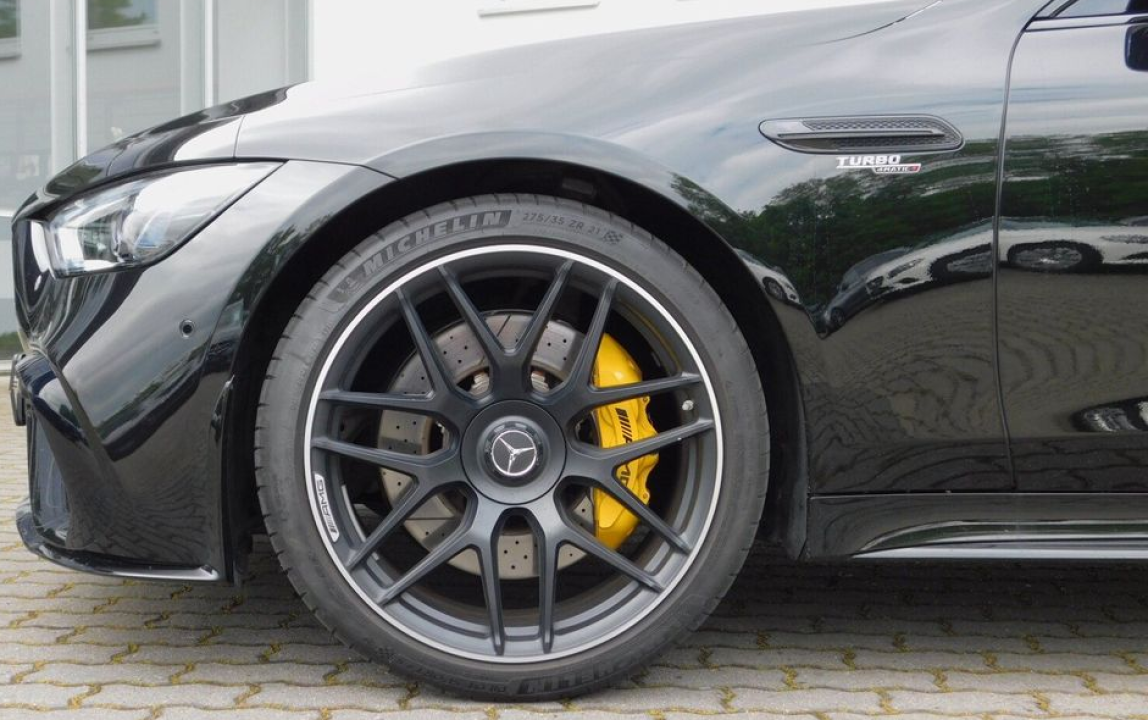 Mercedes-Benz AMG GT-4 53 4MATIC+ - foto 25