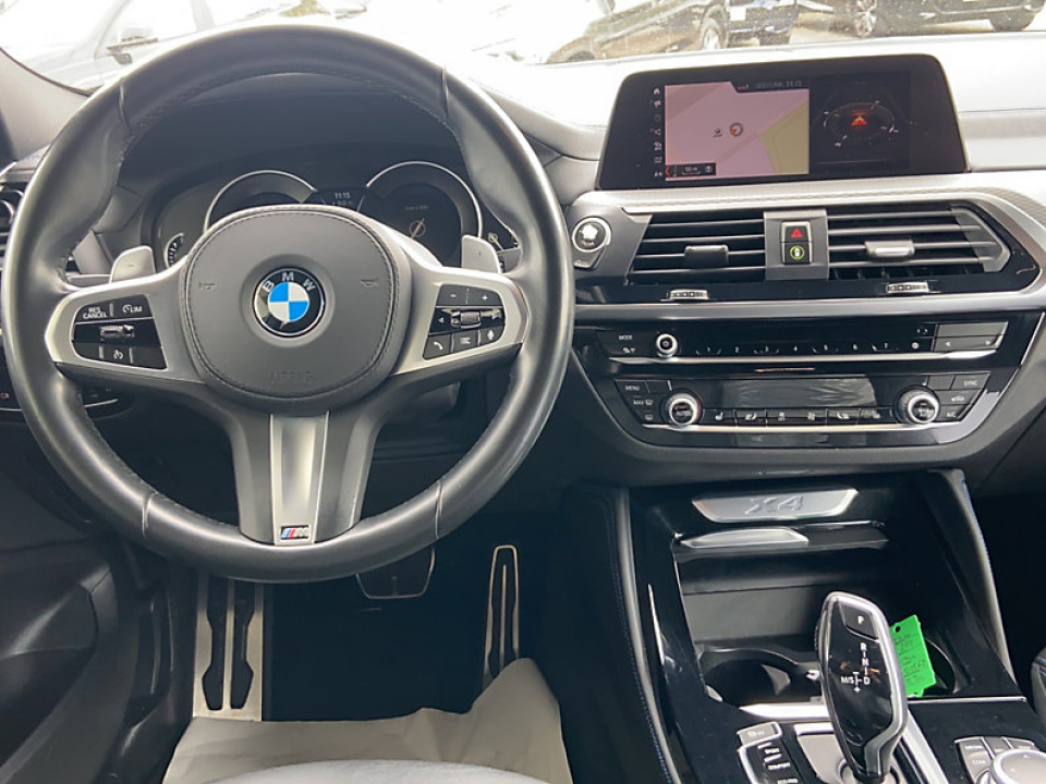 BMW X4 xDrive20i M-Sport (4)