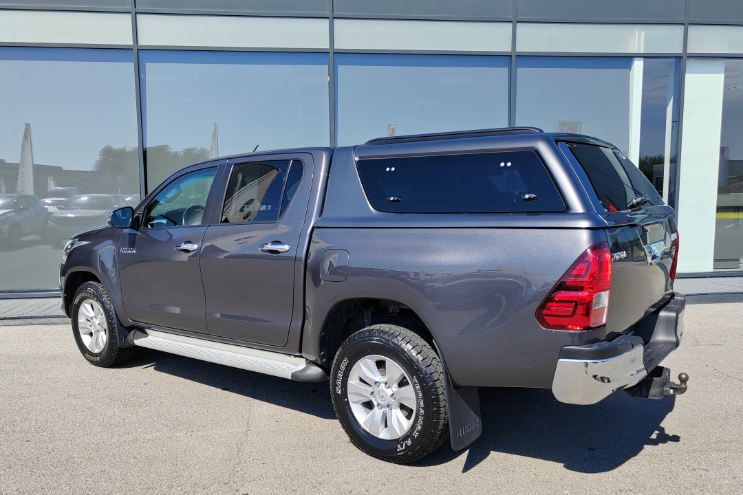 Toyota Hilux Double Cab 2.4D 150CP (5)