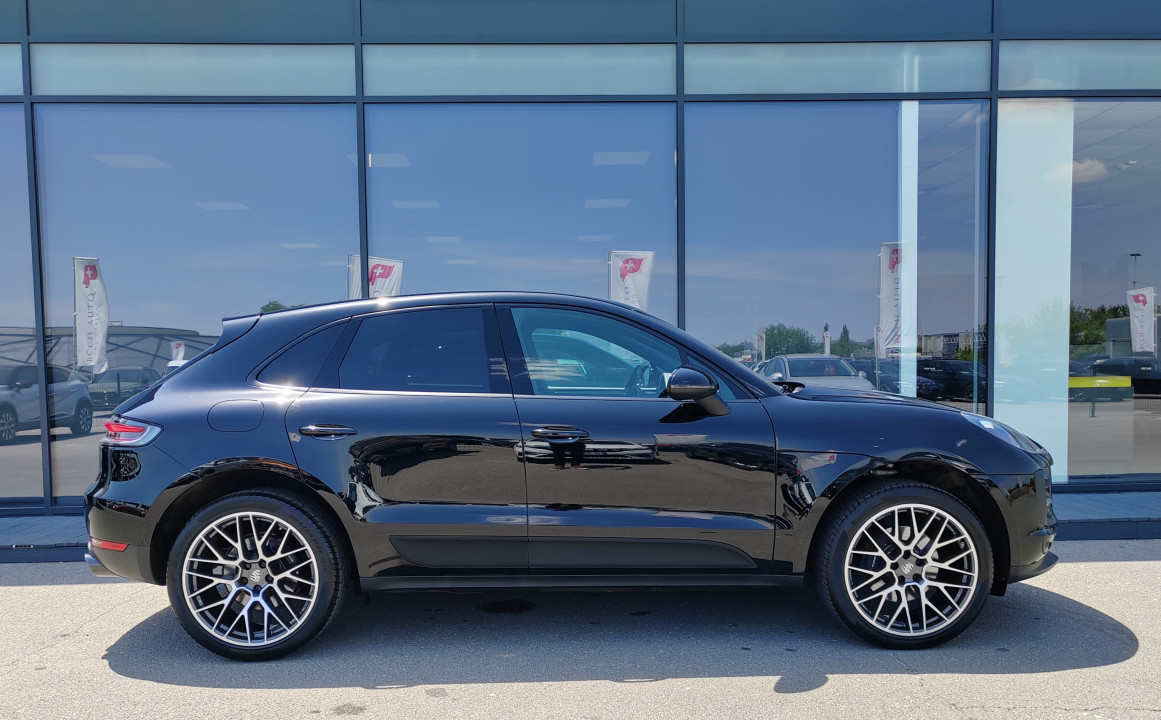 Porsche Macan (2)