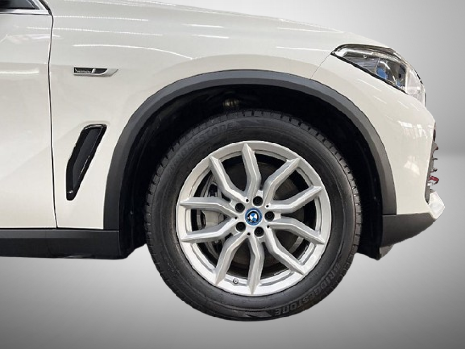 BMW X5 xDrive 45e - foto 12