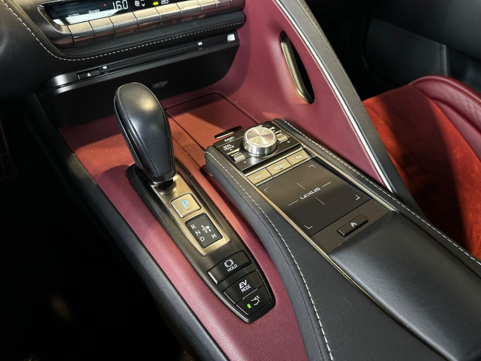 Lexus LC 500h Lexus LC500h - foto 9