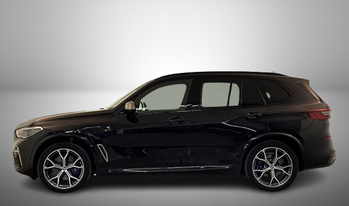 BMW X5 M 50i xDrive (2)