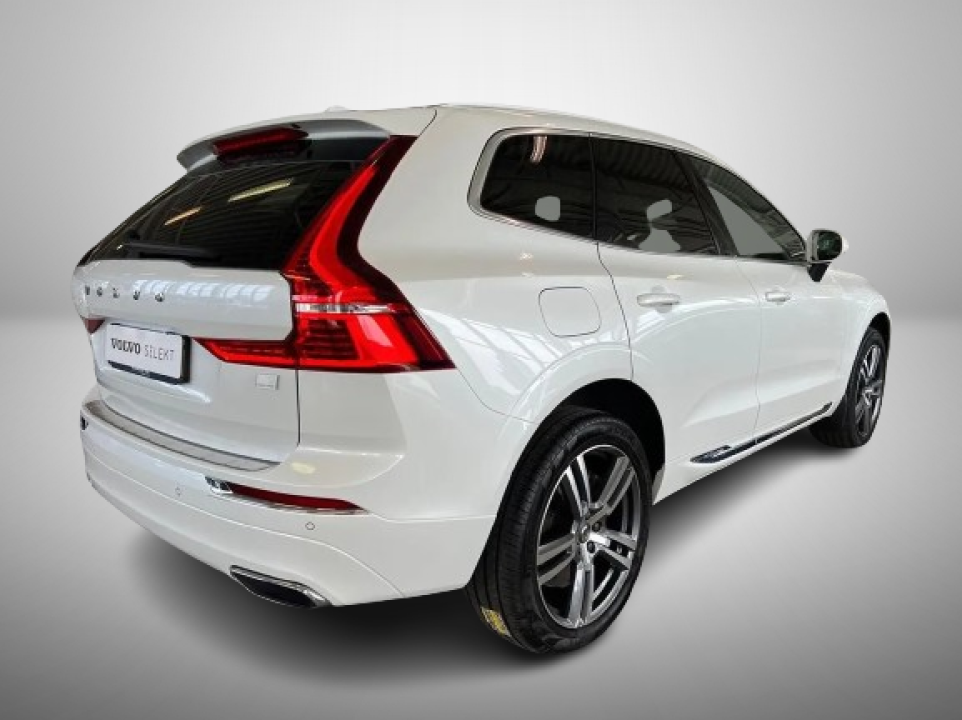 Volvo XC 60 T8 Recharge Inscription (4)