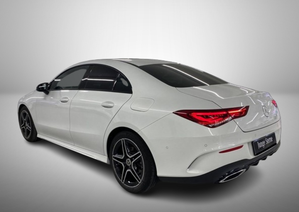 Mercedes-Benz CLA 220d 8G-DCT AMG Line (2)