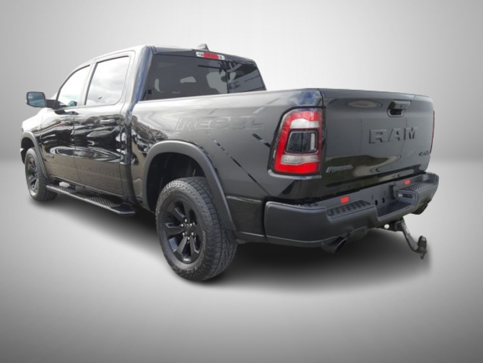 Dodge RAM 1500 Crew Cab - foto 6