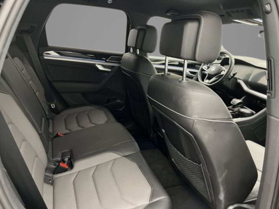 Volkswagen Touareg V6 TDI - foto 7