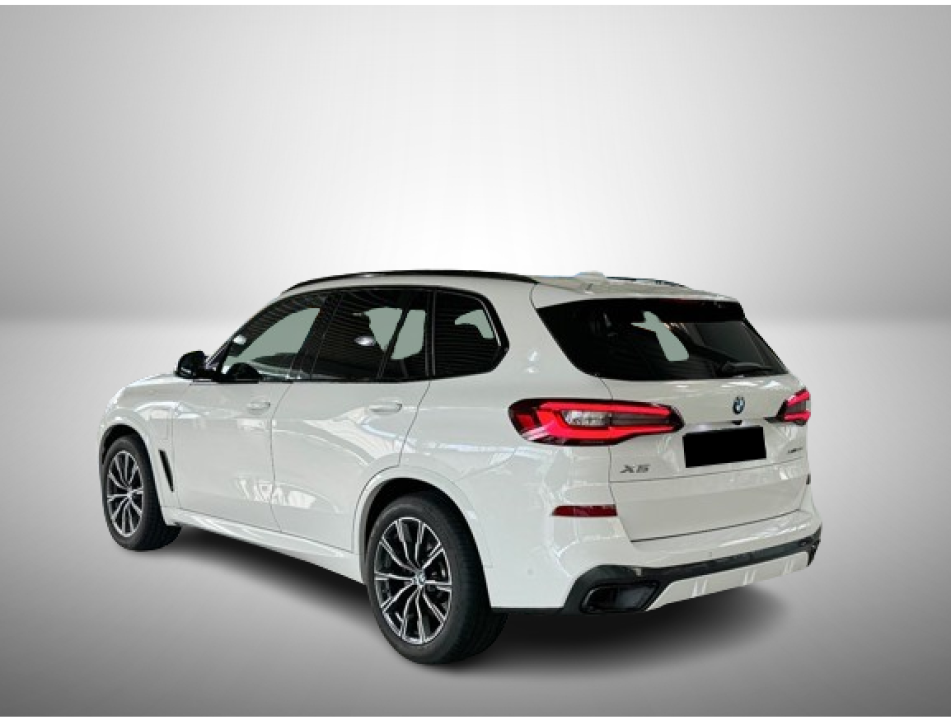 BMW X5 xDrive45e M Sport (4)