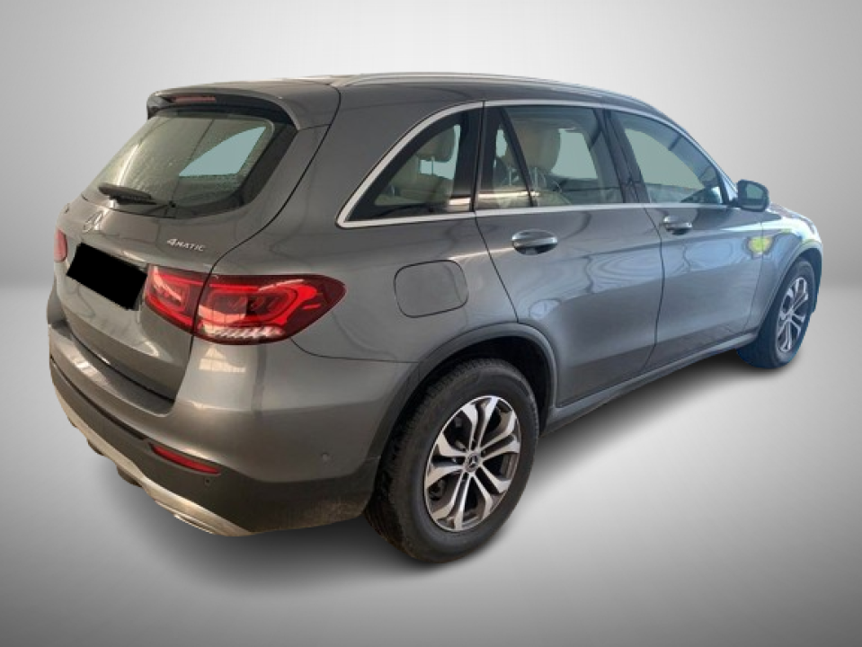 Mercedes-Benz GLC 220d 4Matic (2)