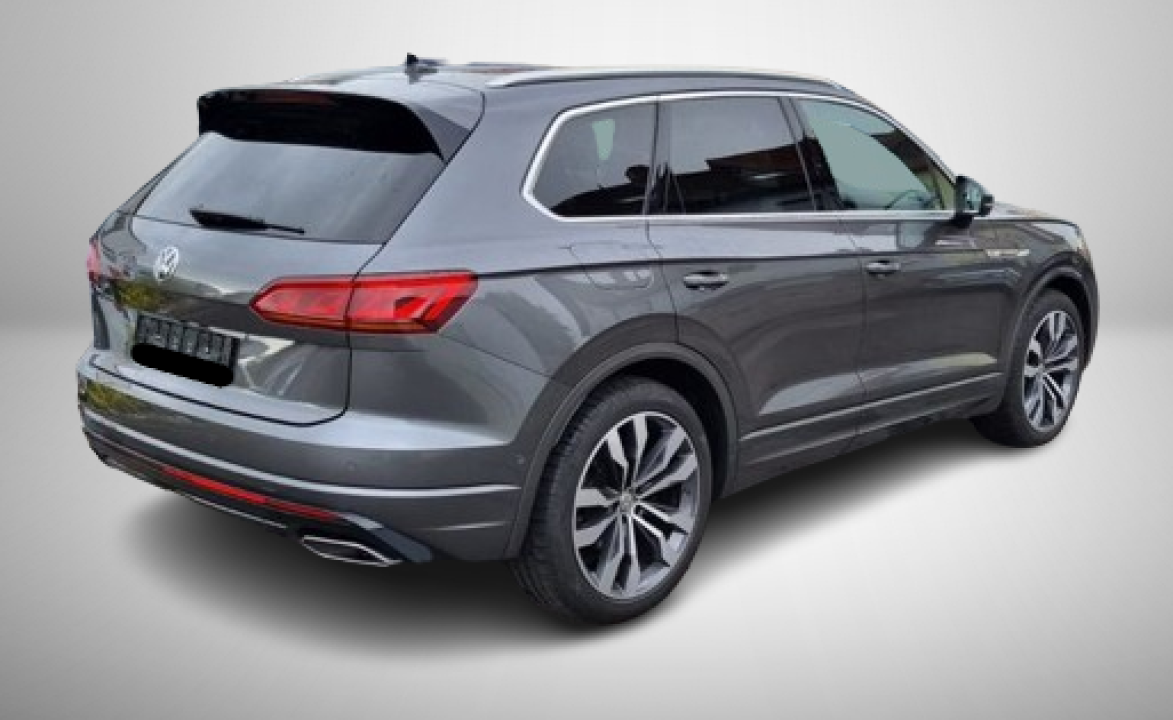 Volkswagen Touareg 3.0 TDI R-Line 4Motion (3)