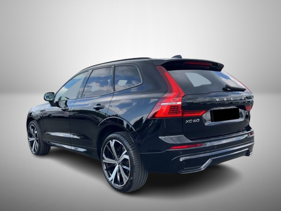 Volvo XC 60 B4 FWD R-Design (5)