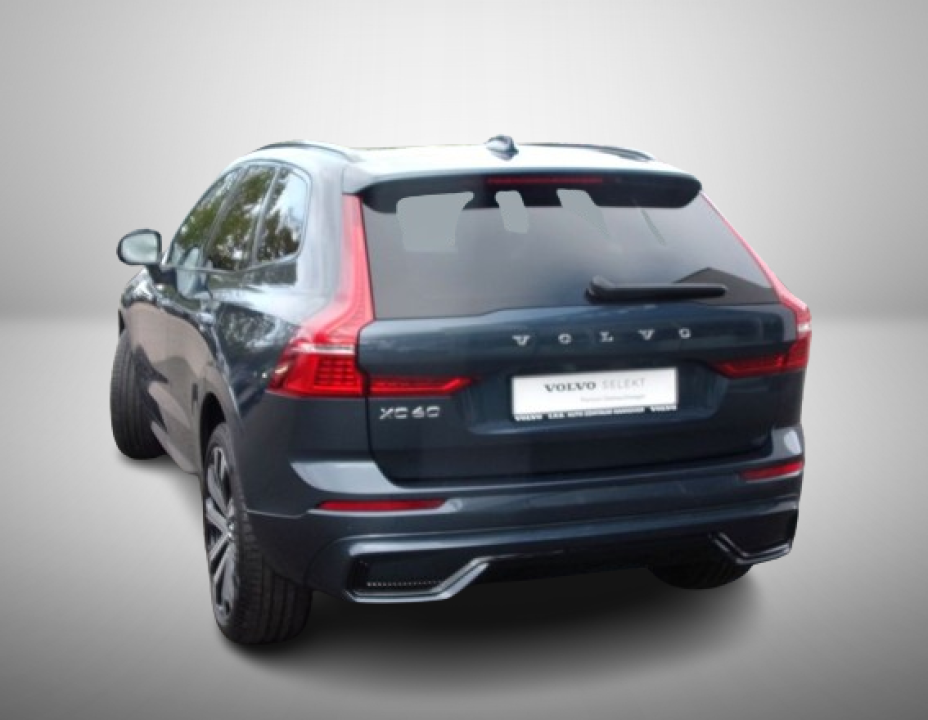 Volvo XC 60 B5 AWD R Design (4)