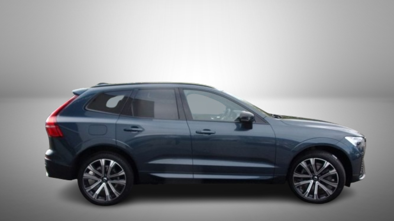 Volvo XC 60 B5 AWD R Design (3)